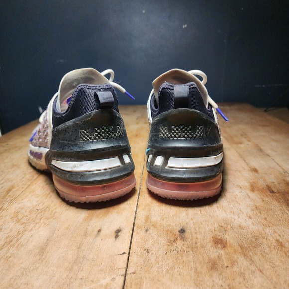 LeBron Witness 6 Kids Basketball Shoes Sneakers Coconut Milk Polarized Blue 4.5 - Picture 3 of 11